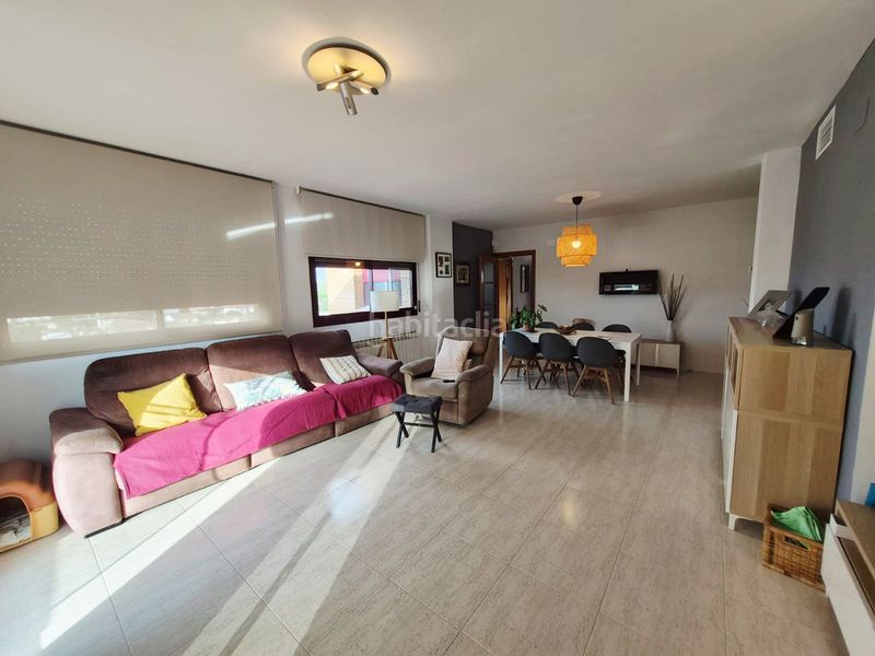 Foto 3f6633aa-920a-4355-8561-43ebcb7905f9. Chalet en Masquefa