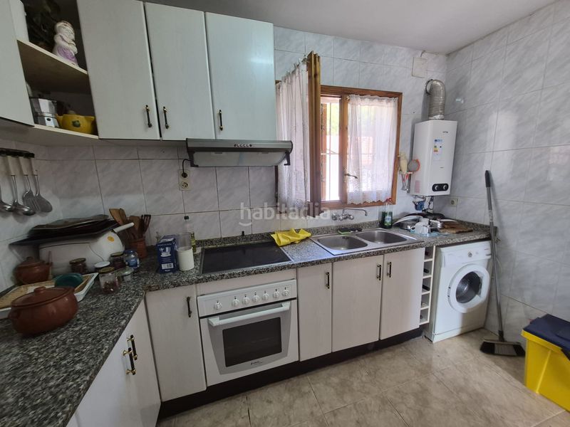 Foto f0d4fde9-8540-4578-81a9-c09e025d9c03. Casa amb calefacció aparcament a Mediona