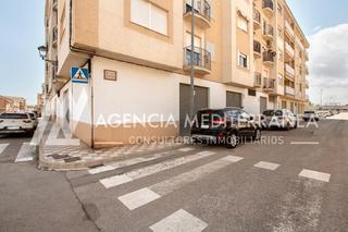 Local Comercial  Calle portal de la muntanya. Espaciosa planta baja en alcasser