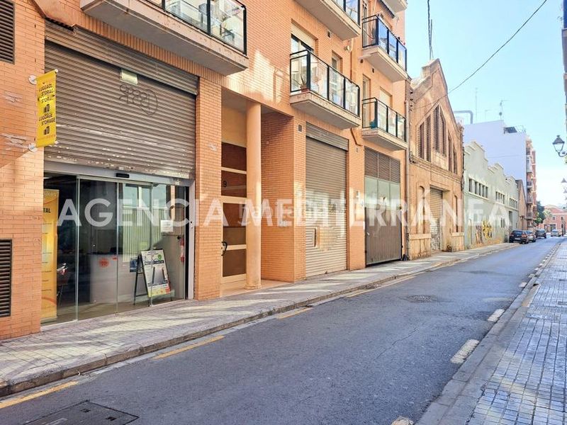 Foto 17862ba6-bb78-4b41-bf2a-7d35c00feed3. Aparcament cotxe a El Grau Valencia