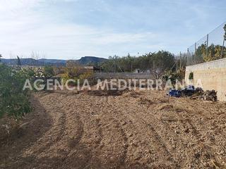 Terreny residencial a Chulilla. Gran parcela urbanizable en chulilla