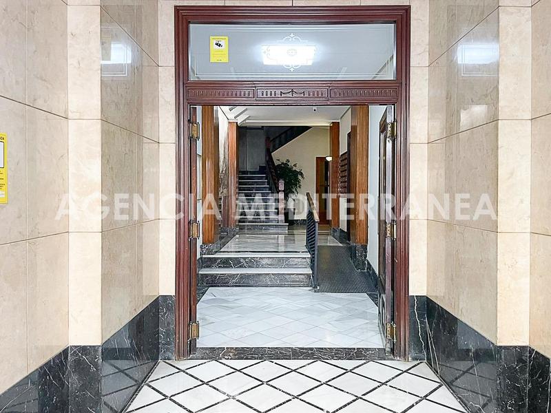 Foto 0254319f-d8d7-4470-89a9-29fb4b4dc5d3. Alquiler piso magnífica vivienda en alquiler en ruzafa con garaje zona reino en Valencia