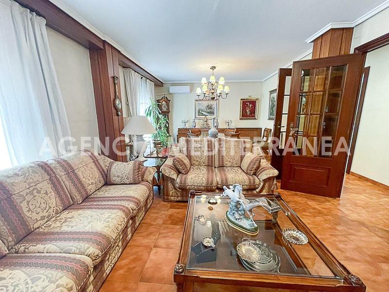 Foto 3fb2a48d-6988-4d80-adc5-4964f56e26a2. Alquiler piso magnífica vivienda en alquiler en ruzafa con garaje zona reino en Valencia