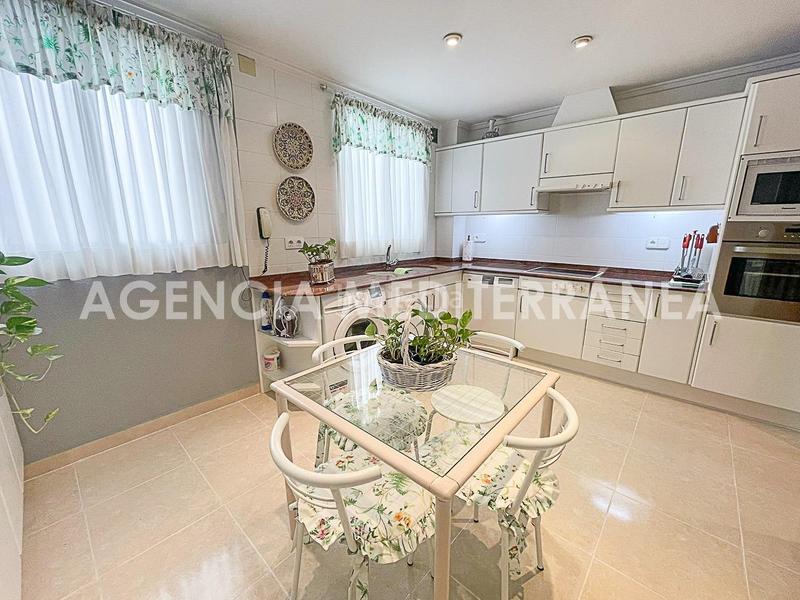Foto 756bb985-7f66-4a31-8efc-21edb5955519. Alquiler piso magnífica vivienda en alquiler en ruzafa con garaje zona reino en Valencia