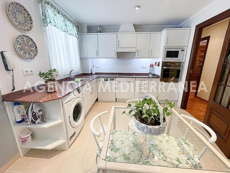 Foto 95f715cf-774f-44ab-a0d1-2ab1b47c8ee7. Alquiler piso magnífica vivienda en alquiler en ruzafa con garaje zona reino en Valencia
