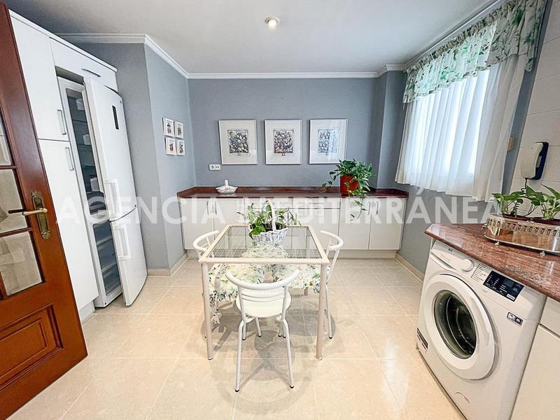 Foto b511ada5-5218-48e1-8126-5156f456e2f1. Alquiler piso magnífica vivienda en alquiler en ruzafa con garaje zona reino en Valencia