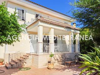 Location Chalet à La Cañada. Chalet independiente ubicado en la zona centro de la cañada.