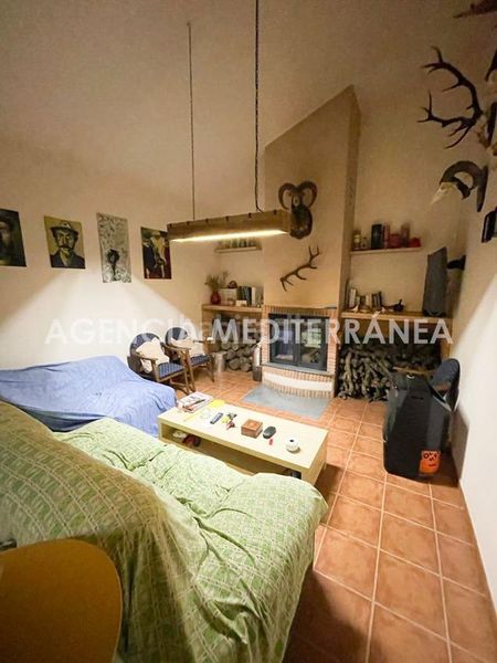 Foto b8f99e58-04c1-43d9-82eb-a7cf8dd9ef8e. Masia amb calefacció aparcament piscina a Almansa