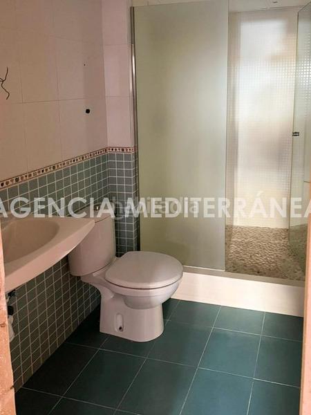 Foto c4fcf0a7-ba28-4149-b0ed-b3a301b9690c. Maison jumelée avec parking piscine dans El Bosque Chiva