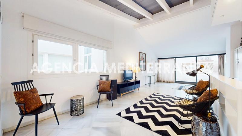 Foto 72e6ddae-fd0f-48ca-a7ba-e7f65a7859f0. Alquiler ático  dúplex en alquiler junto al rio en Valencia