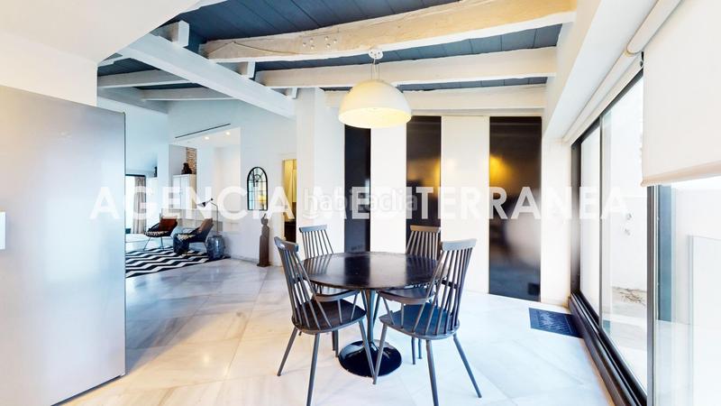 Foto 5e3f5822-5be5-491a-9f43-a913fd243d7a. Lloguer àtic a La Seu Valencia