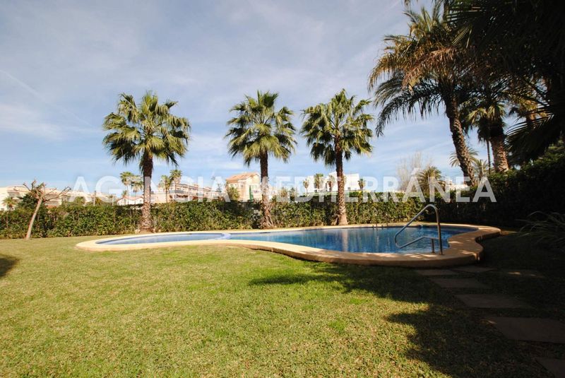 Foto 9ed46774-909d-4dde-a6d2-9b7125f24d3c. Apartament amb calefacció aparcament piscina a Les Bassetes - El Marjal Dénia