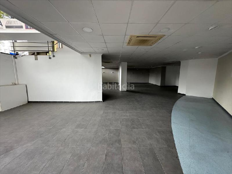 Foto 60abb140-f0b3-4fcc-adb0-097d9fc14066. Local comercial en Nou Campanar Valencia