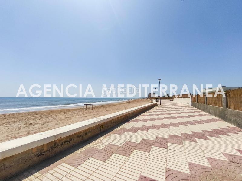 Foto 24b75272-c7a3-4c9a-b985-58181bdb08c0. Piccolo appartamento con parcheggio piscina in Les Palmeres Sueca