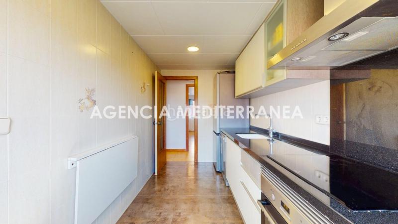 Foto b3c2de3e-46e8-4012-8119-dae86a7204f6. Piccolo appartamento con parcheggio piscina in Les Palmeres Sueca