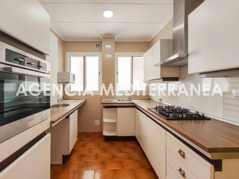 Foto 2b87fc68-f53e-4af2-8859-712bf5e835af. Rent flat with heating in La Petxina Valencia