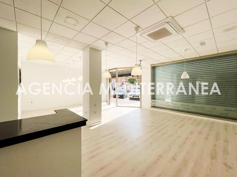 Foto 9140edb8-4425-4731-be4a-44d462a1d3a3. Alquiler local comercial es tu momento de emprender! en Catarroja