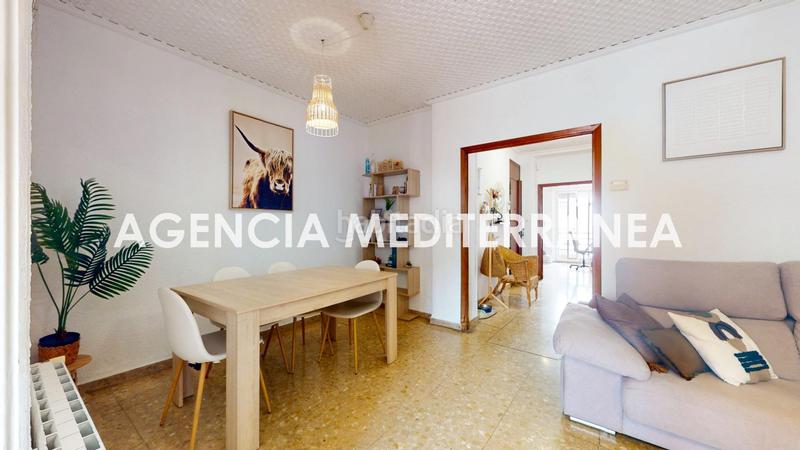 Foto 120250f9-9d6f-4dbb-a16d-3cb69dc706b7. Piso oportunidad en el corazón de ruzafa en Russafa Valencia
