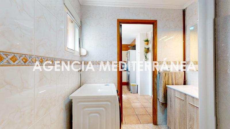 Foto d2ceee59-fb7f-475c-900f-35c45565f764. Piso oportunidad en el corazón de ruzafa en Russafa Valencia