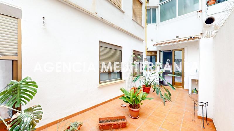 Foto 1661e8e8-13d6-4642-95e1-c31f5df0739d. Piso tu nuevo hogar te está esperando en la avenida del cid! en Valencia