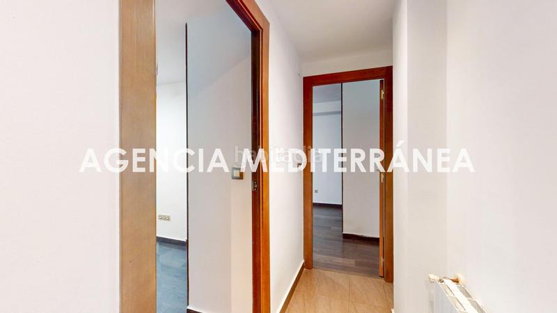 Foto 3e1a3970-3034-4bd5-9a3f-8f45f7cfee9d. Piso tu nuevo hogar te está esperando en la avenida del cid! en Valencia