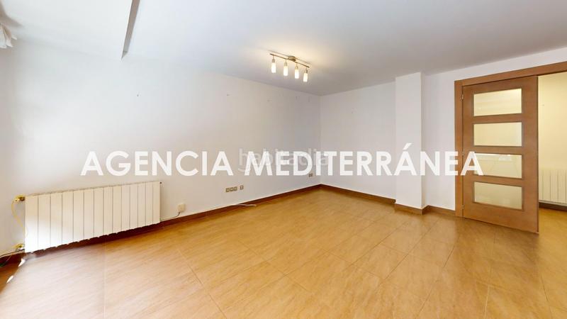 Foto 8fe3d782-7716-439c-8444-8f68859e5f7d. Piso tu nuevo hogar te está esperando en la avenida del cid! en Valencia