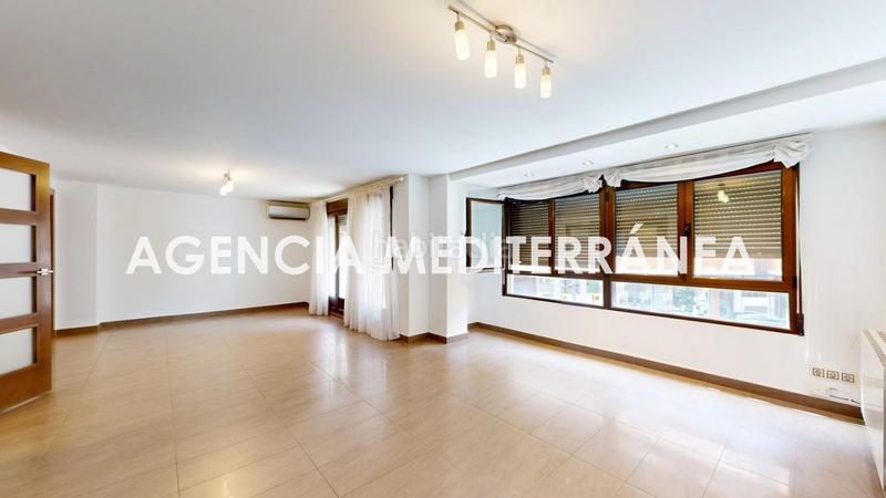Foto bcf9544e-2564-442f-afa8-566175f416cc. Piso tu nuevo hogar te está esperando en la avenida del cid! en Valencia