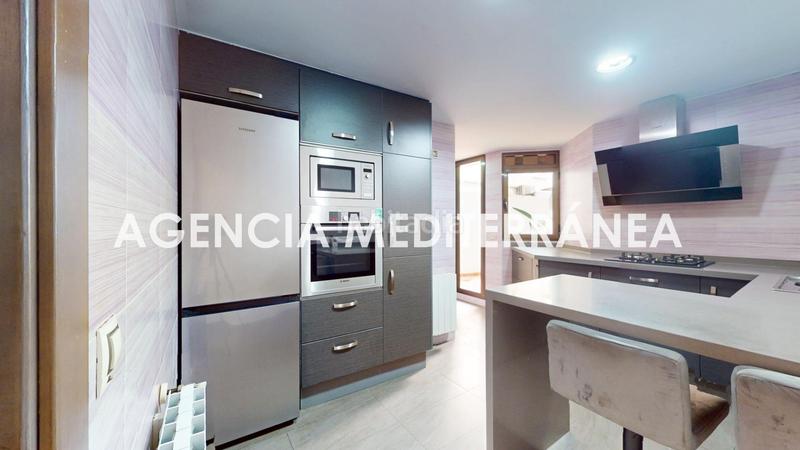 Foto fbbdb3ce-d3db-49db-9738-66ac372b59ac. Piso tu nuevo hogar te está esperando en la avenida del cid! en Valencia