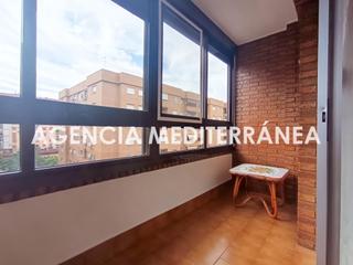 Location Appartement à La Creu Coberta. Tu nuevo hogar con garaje en lhort de senabre, te espera!
