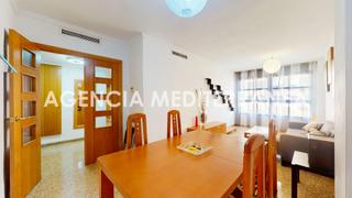 Pis a El Cabanyal-El Canyamelar. Vivienda en finca residencial en serrería, valencia