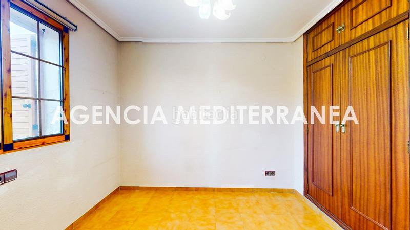 Foto 06d65ded-42ee-4c0c-b1c4-452d08a32002. Casa aparellada amb calefacció aparcament piscina a Paterna