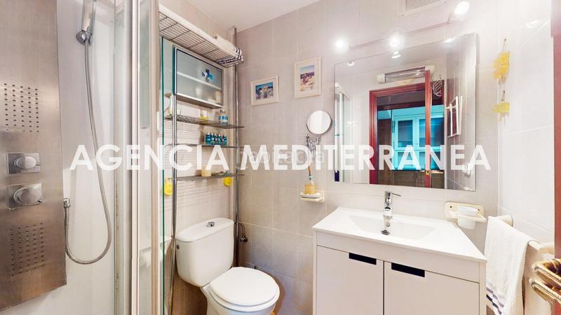 Foto 64608d61-88d6-48df-b660-c5b225189119. Casa aparellada amb calefacció aparcament piscina a Paterna