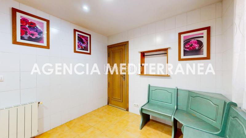 Foto a30e883b-f4bc-4d74-8986-6994b008a2ac. Casa aparellada amb calefacció aparcament piscina a Paterna