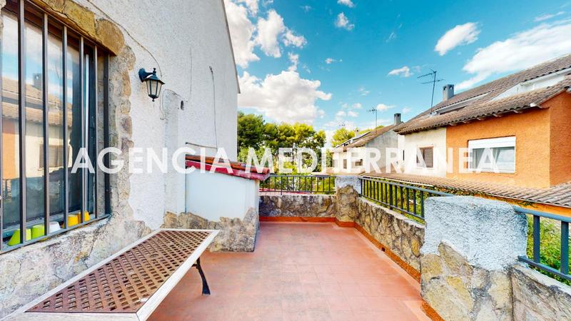 Foto ad1a0124-be36-4566-8007-1300553dfa8c. Casa aparellada amb calefacció aparcament piscina a Paterna