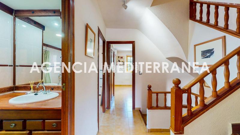 Foto dc87050c-87a2-46fc-a599-2bc821b758e4. Casa aparellada amb calefacció aparcament piscina a Paterna