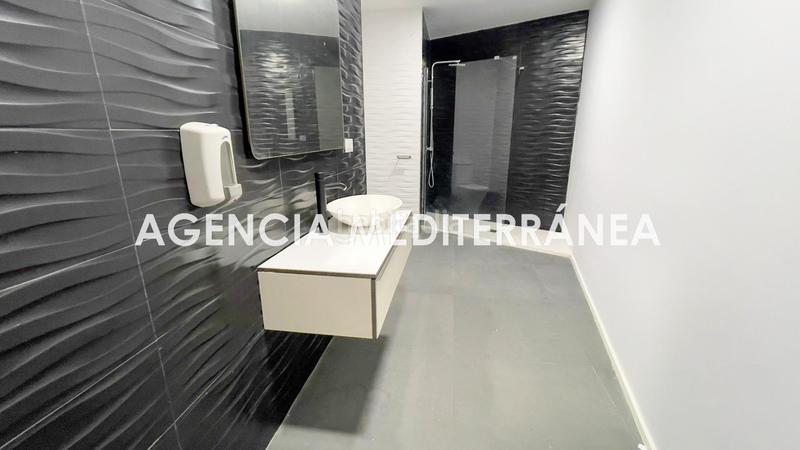 Foto 0621743f-26b1-4760-973c-13ddbe108cb3. Planta baixa amb calefacció a Russafa Valencia