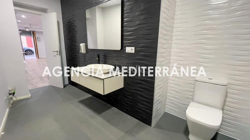 Foto cbf0bea0-8f11-40b2-94c6-ce10f33f63e9. Planta baixa amb calefacció a Russafa Valencia