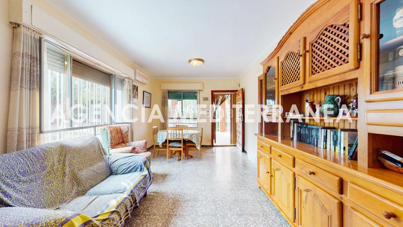 Foto be663449-b1ac-4d90-b3a9-e0e81ca8d8fd. Chalet en Olocau