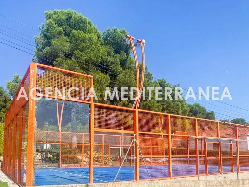 Foto 7f11fbb3-d0a3-45c9-8886-0d8a7031863d. Xalet amb piscina a Olocau