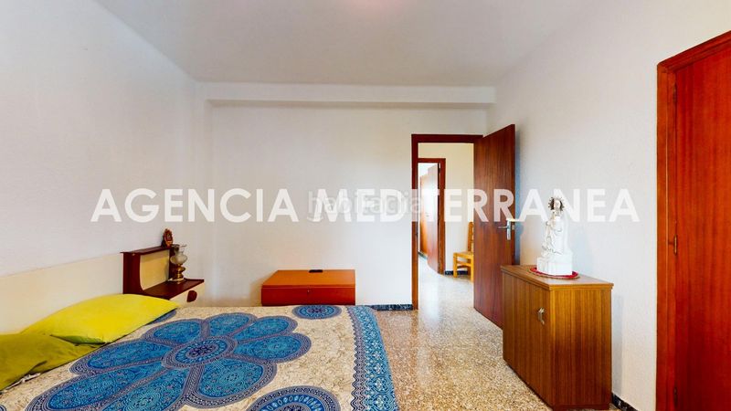 Foto b9d72cda-7829-44aa-917f-5cee14f1c582. Xalet amb piscina a Olocau