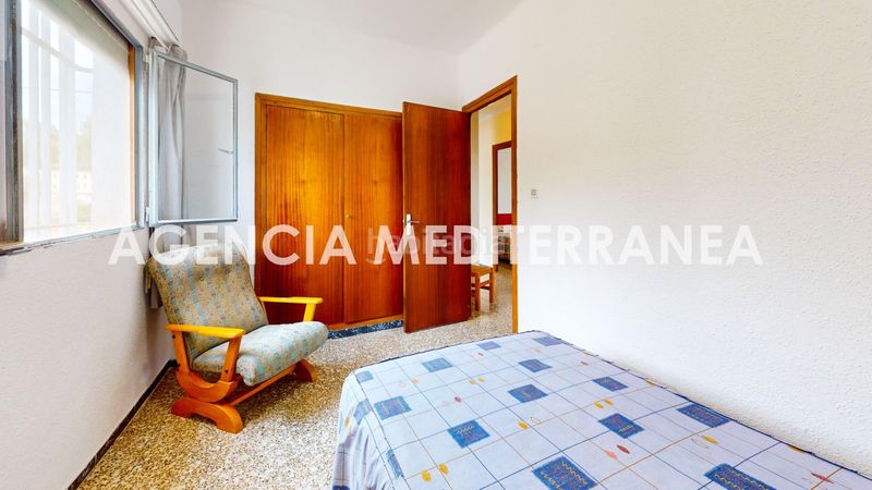 Foto f7b3d043-9d88-474c-a604-732b5d6db0fc. Xalet amb piscina a Olocau
