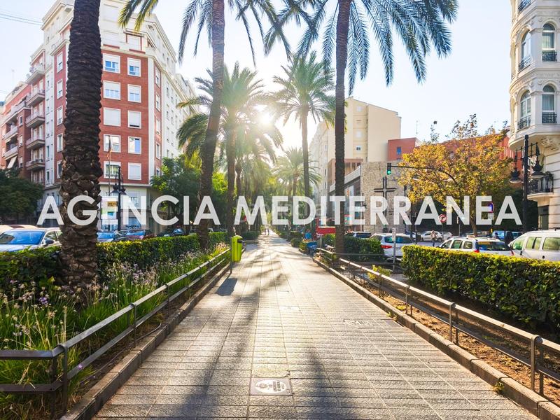 Foto aedc0a56-d107-44a4-a085-12ac25b8de20. Pis a Gran Via Valencia