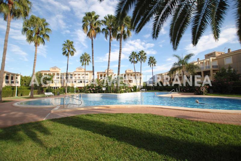 Foto f1bb6cb9-d914-4ca8-a6a0-33d8ae5e2be8. Piano terra con parcheggio piscina in Les Bassetes - El Marjal Dénia