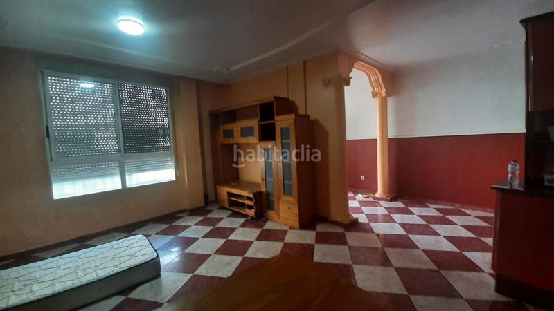 Foto 22afb97c-2e97-4cd1-8e62-0fb30ea2095c. Semi detached house with parking in Zona Calle Valencia Torrent