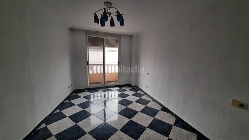 Foto ba89fa2a-5771-4b92-9121-e587d54ad316. Semi detached house with parking in Zona Calle Valencia Torrent
