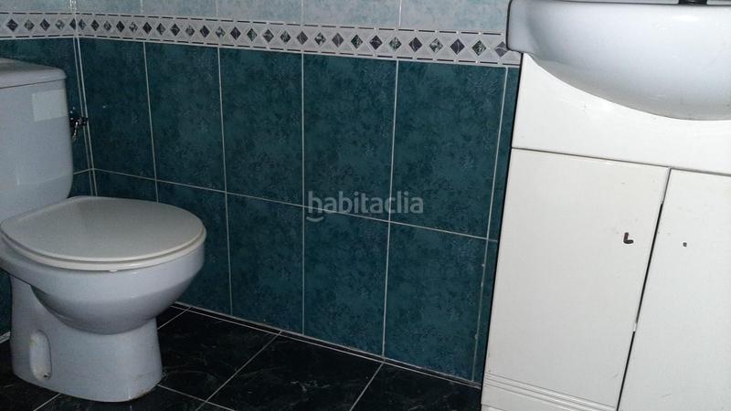 Foto eca95dba-da5d-4609-b8a9-c6083032c06f. Semi detached house with parking in Zona Calle Valencia Torrent