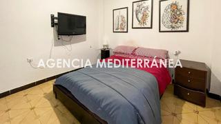 Dachwohnung in El Castell. Ático para reformar en mercado de burjassot