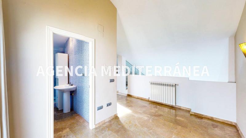 Foto ca9ff587-db16-4138-a0dc-a66583f38879. Attico con parcheggio in Alcácer