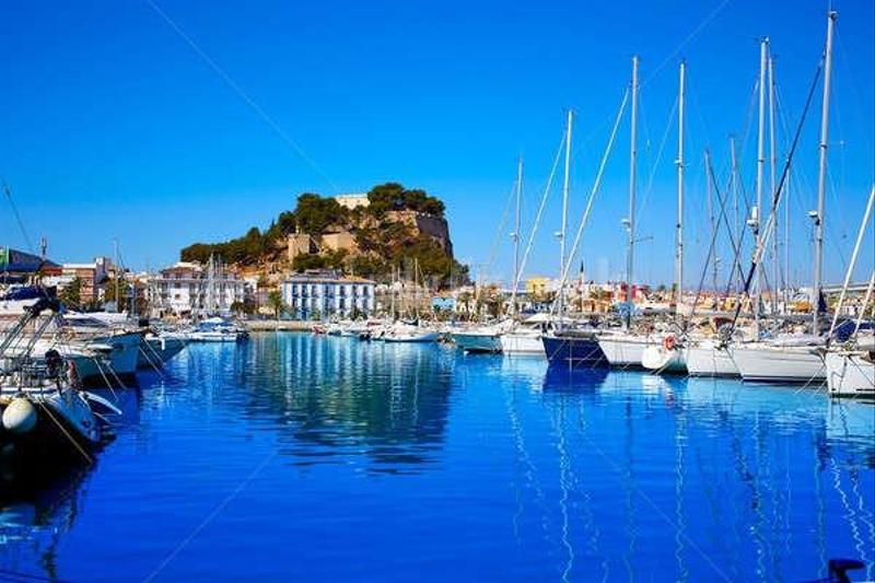 Foto 50f4c129-a352-43f7-9486-c28594b2047e. Casa in Centro Urbano Dénia