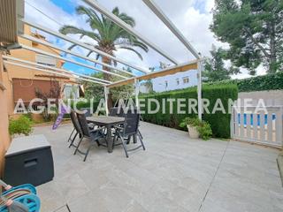 Casa aparellada a La Cañada. Chalet pareado en la cañada!